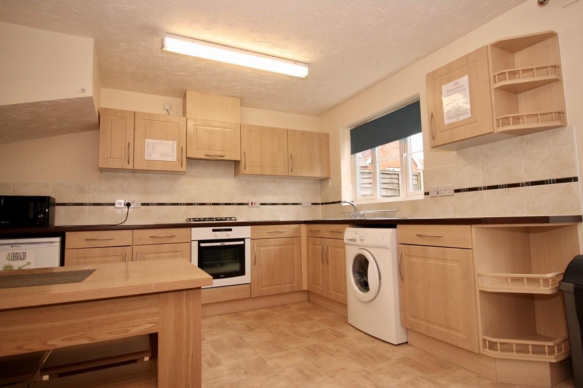 4 bedroom house for rent Alicante Way, Norwich, NR5 8BX UniHomes
