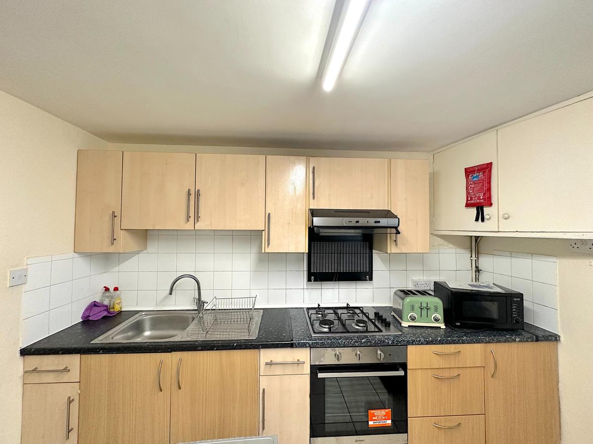 5 bedroom house for rent Holland Street, Brighton, BN2 9WB UniHomes