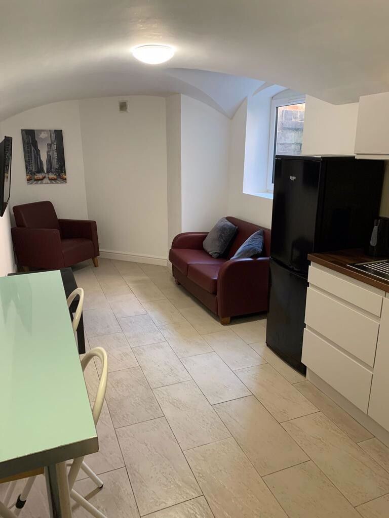 2 bedroom apartment for rent Church Street, Nottingham, NG7 2FF UniHomes