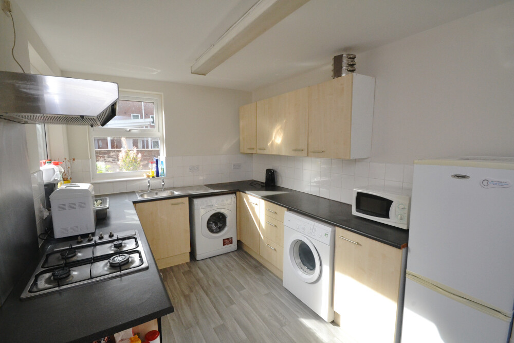 4 bedroom house for rent Ashfield Road, Manchester, M13 0ZW UniHomes