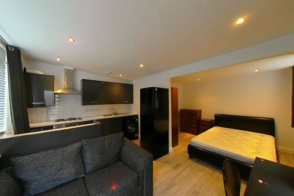 1 bedroom house for rent Derby Road, Loughborough, LE11 5AE UniHomes