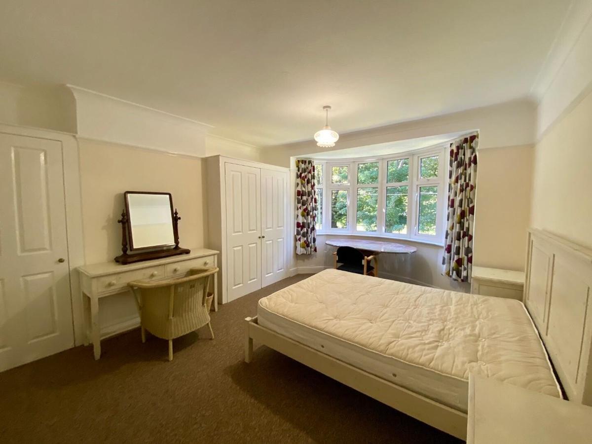 3 bedroom house for rent Henrietta Gardens, Bath, BA2 6LZ UniHomes