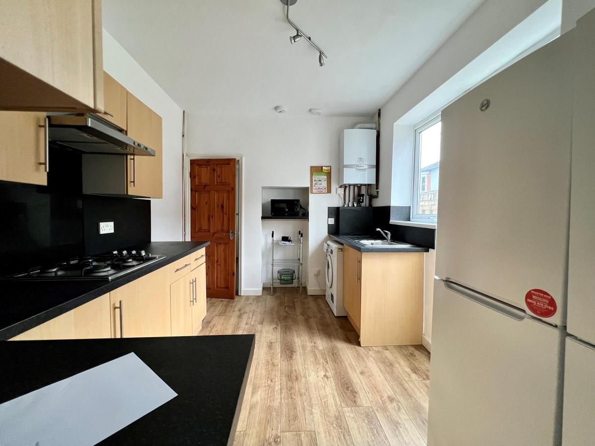 4 bedroom house for rent Talbot Road, Portsmouth, PO4 0HF UniHomes