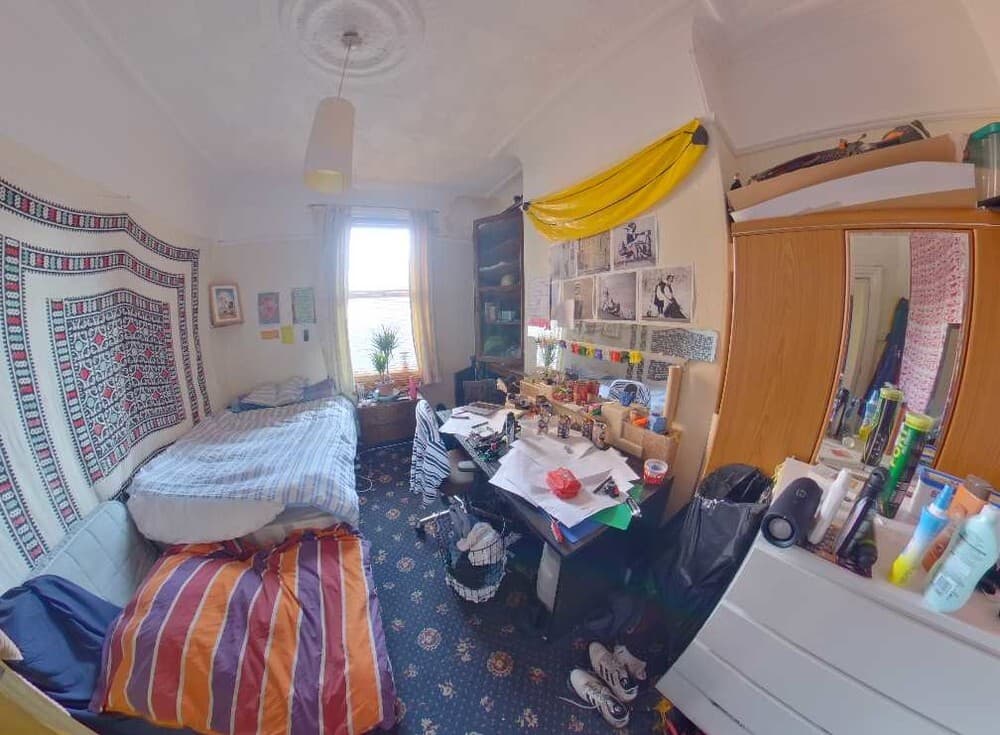 8 bedroom house for rent Brudenell Avenue, Eight Beds, Hyde Park Leeds, LS6 1HD UniHomes