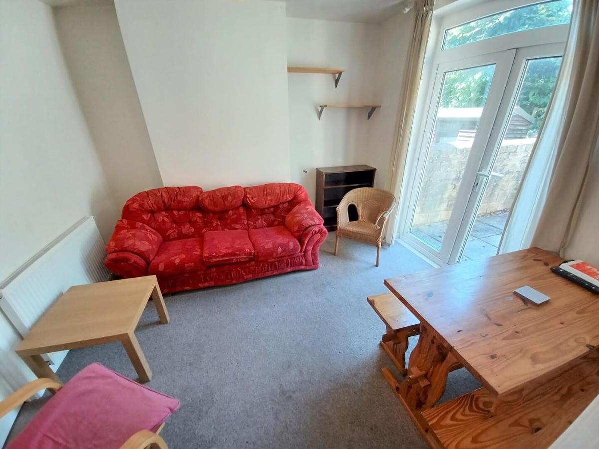 4 bedroom house for rent Portland Terrace, Bath, BA1 2SH UniHomes