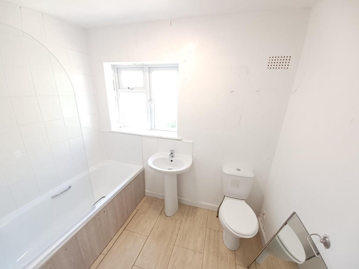 4 bedroom house for rent Portland Terrace, Bath, BA1 2SH UniHomes