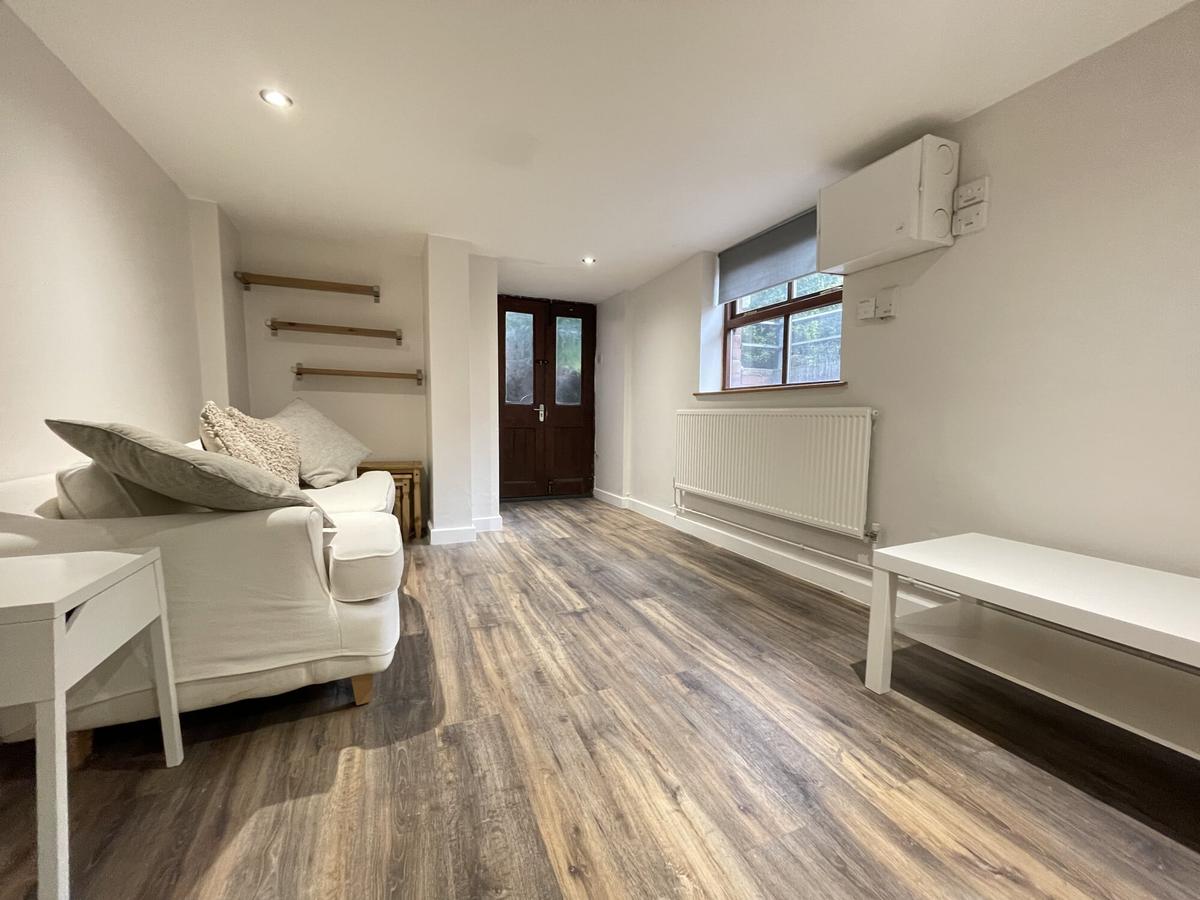 1 bedroom apartment for rent St. Michaels Villas, Leeds, LS6 3AF UniHomes