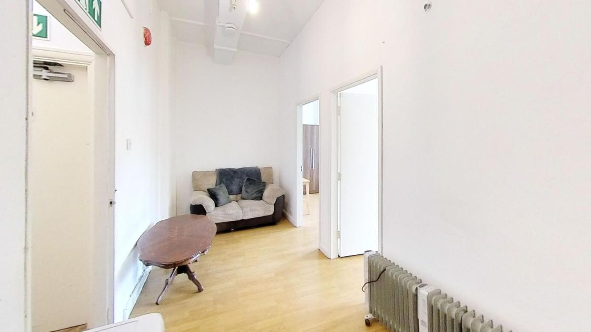 3 bedroom apartment for rent London Road, Leicester, LE2 1ED UniHomes