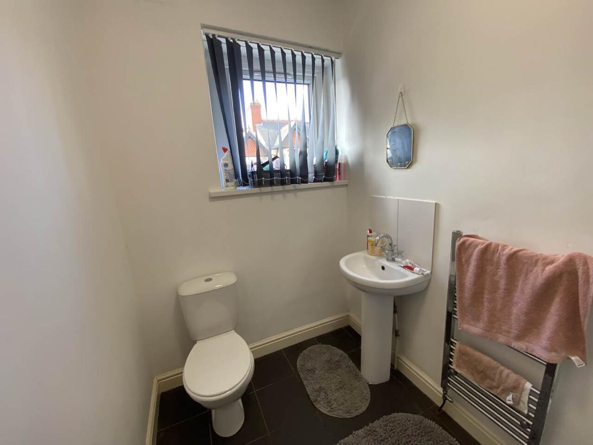 5 bedroom house for rent Lisvane Street, Cardiff, CF24 4LL UniHomes