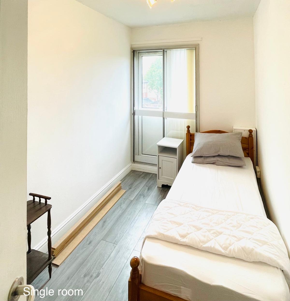 3 bedroom apartment for rent Westthorpe Grove, Birmingham, B19 3DA