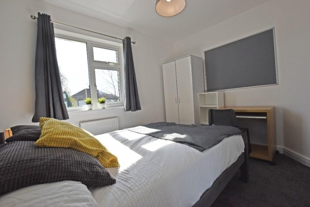 4 bedroom house on Fletcher Road, Beeston, Nottingham