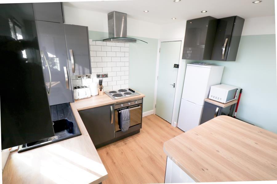 4 bedroom house for rent Leslie Terrace, Leeds, LS6 2PR UniHomes