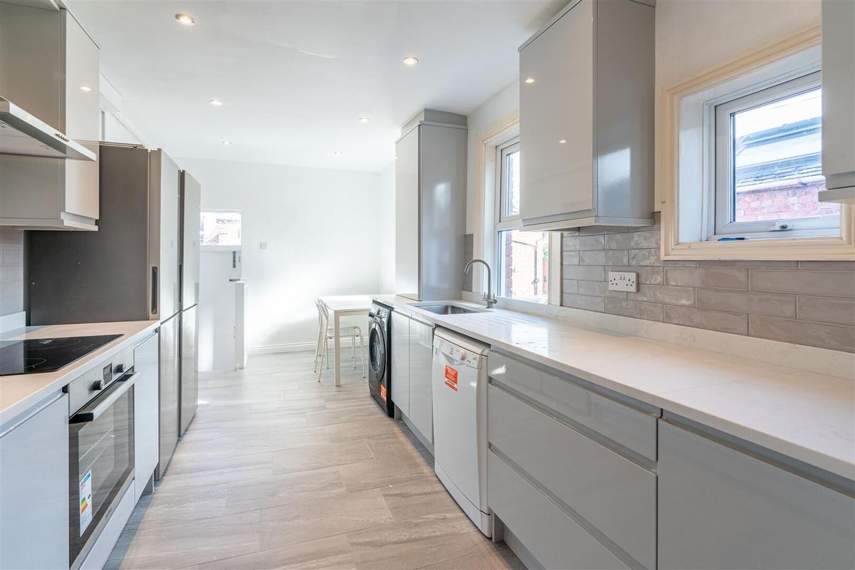 5 bedroom apartment on Thornleigh Road, Jesmond, Newcastle