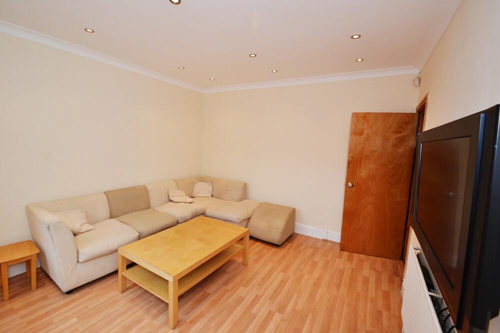 6 bedroom house for rent Balfour Road, Nottingham, NG7 1NY UniHomes