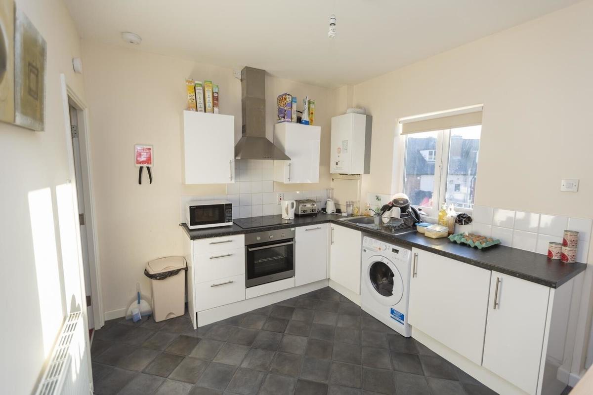2 bedroom house for rent Glossop Road, Sheffield, S10 2QE UniHomes