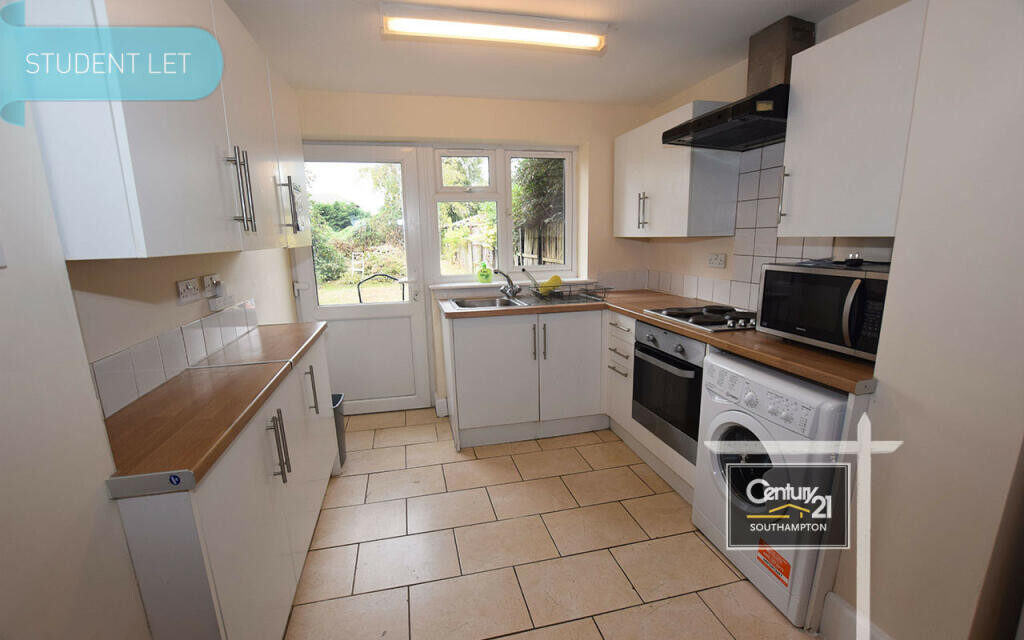 5 bedroom house for rent Broadlands Road, Southampton, SO17 3AR UniHomes