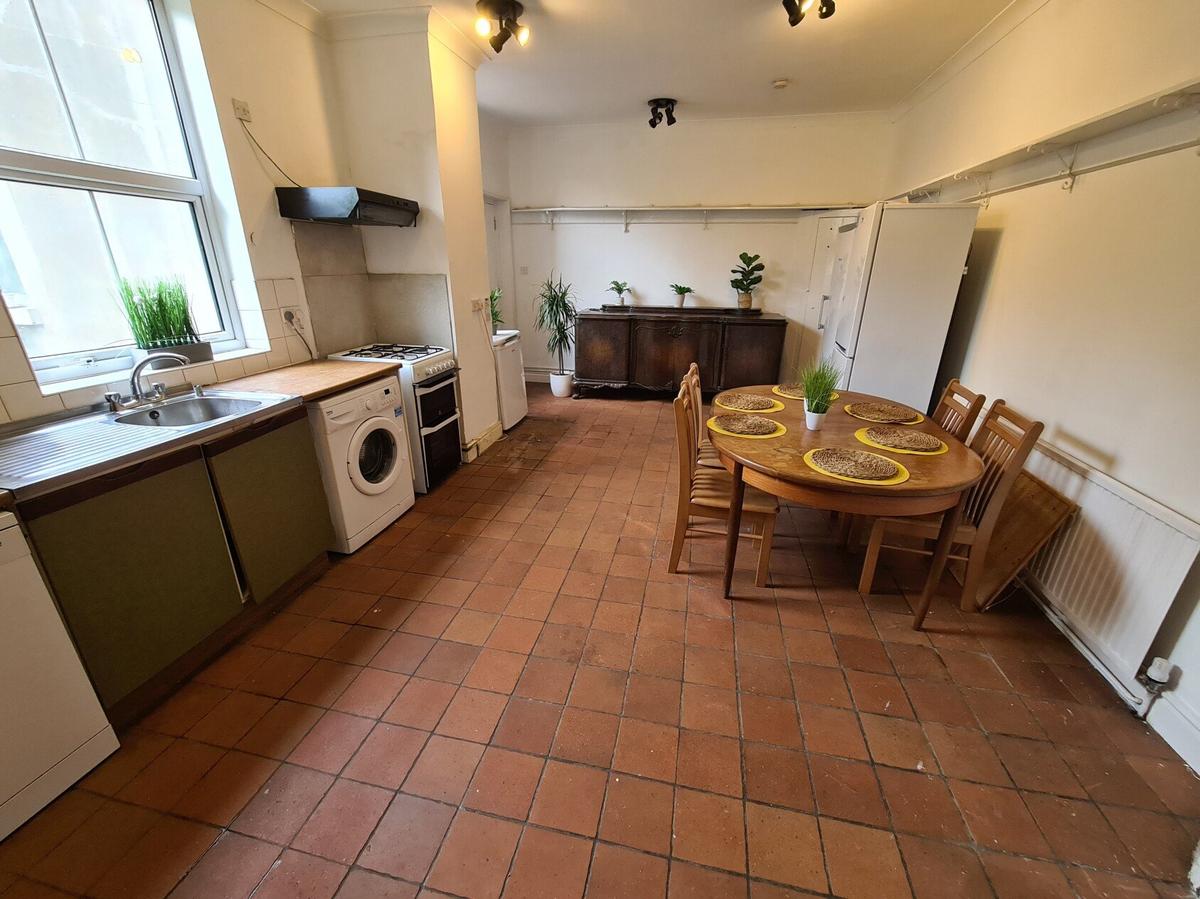 6 bedroom house for rent Dereham Road, Norwich, NR2 3AB UniHomes