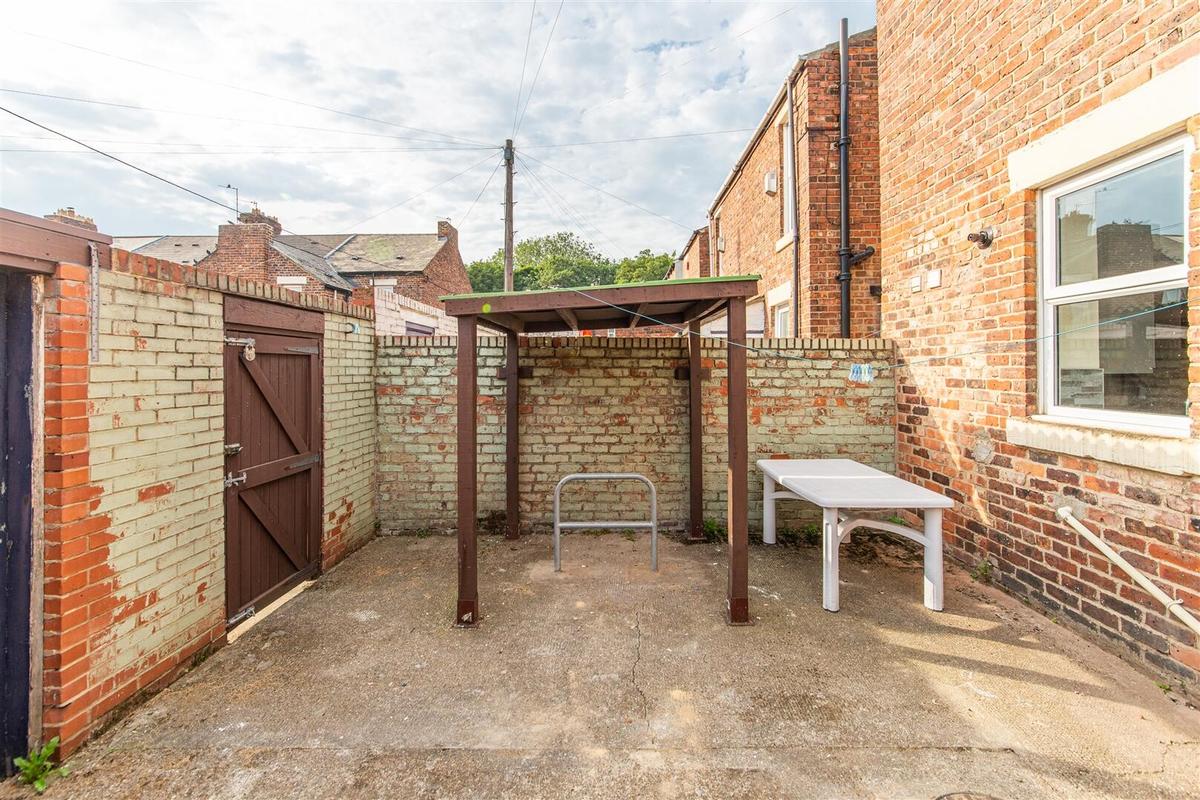 7 bedroom house for rent Heaton Park Road, Newcastle, NE6 5AP UniHomes