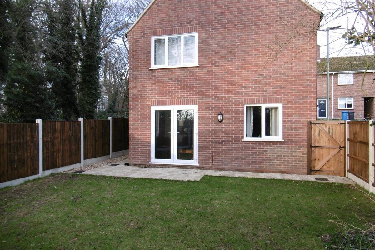 5 bedroom house for rent Grasmere Close, Norwich, NR5 8LR UniHomes