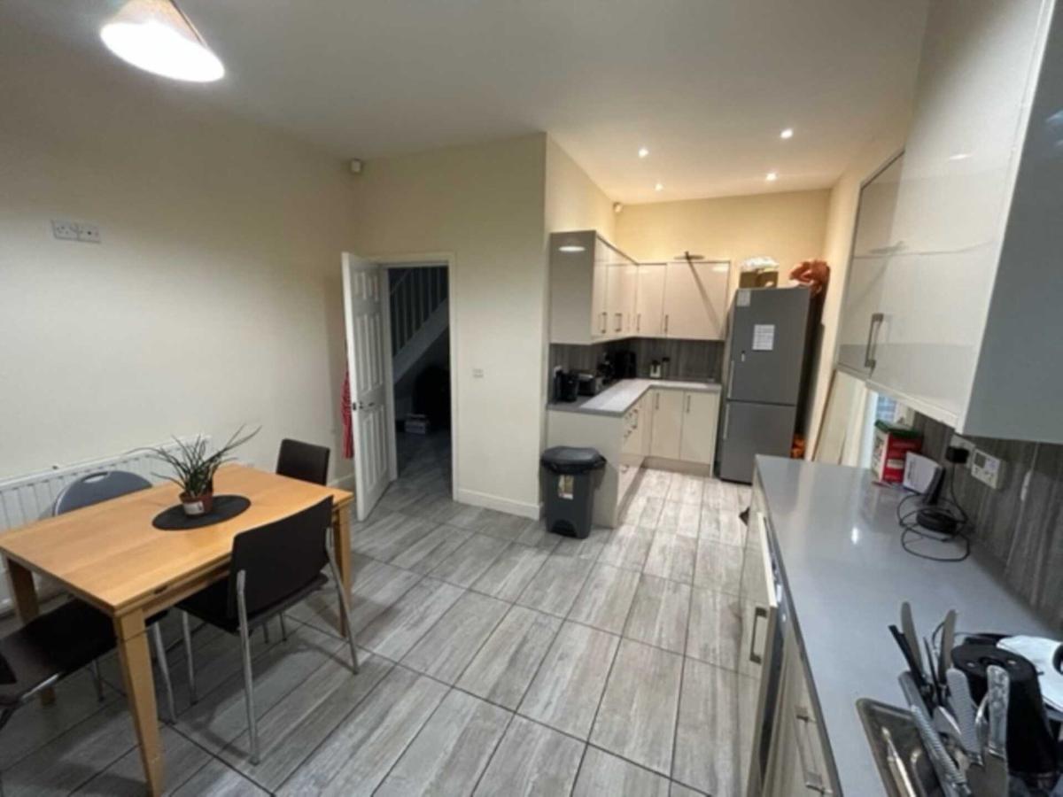 4 bedroom house on Albion Road, Fallowfield, Manchester