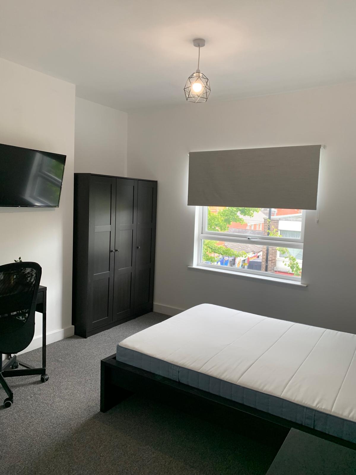 2 bedroom apartment for rent 69 High Road Beeston, Nottingham, NG9 2LE