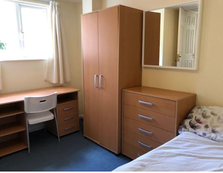 6 bedroom house for rent Holworthy Road Norwich, NR5 9DG UniHomes