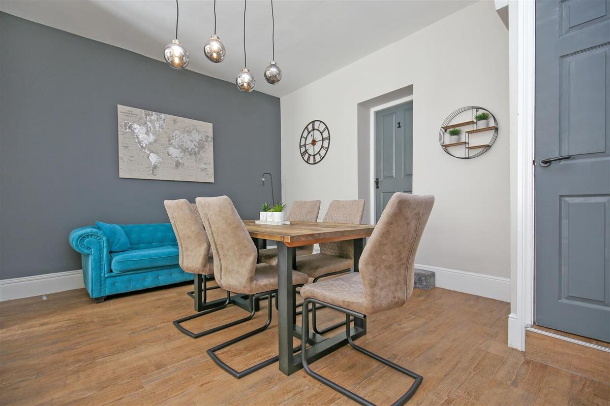 6 bedroom house for rent Clayton Park Square, Newcastle, NE2 4DP UniHomes