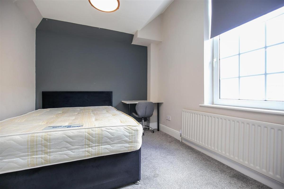 6 bedroom house for rent Clayton Park Square, Newcastle, NE2 4DP UniHomes