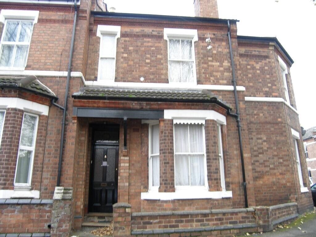 6 bedroom house for rent Camberwell Terrace, Leamington Spa, CV31 1LP