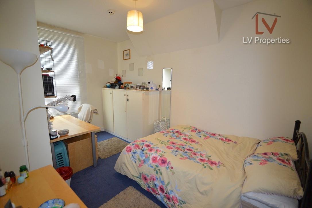 6 bedroom house for rent Ridgeway Terrace, Leeds, LS6 2HU UniHomes