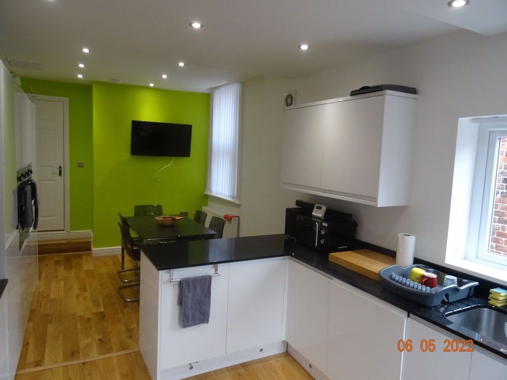 6 bedroom house for rent Stannington Avenue, Newcastle, NE6 5AA UniHomes