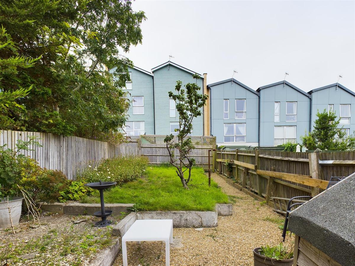 3 bedroom house for rent Baden Road, Brighton, BN2 4DP UniHomes