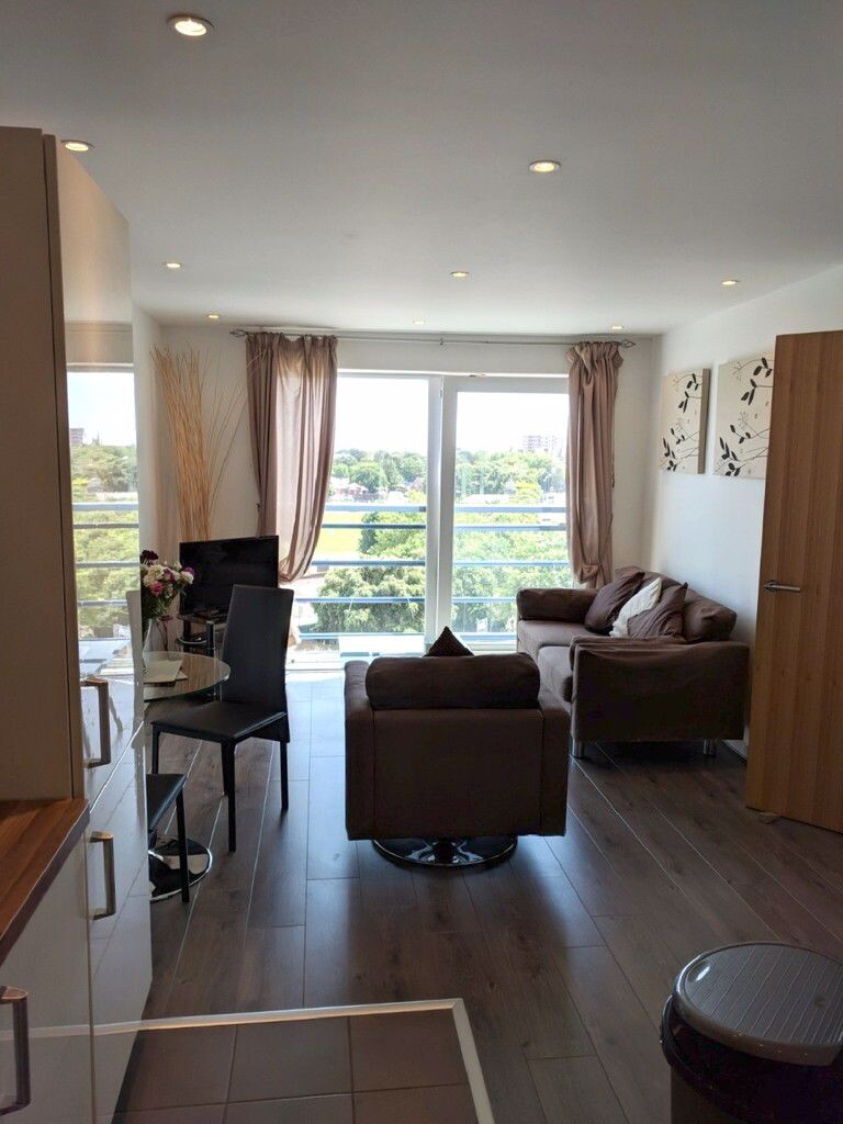 1 bedroom apartment for rent The Crescent, Portsmouth, PO1 3SZ UniHomes