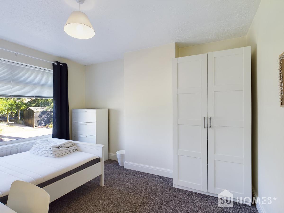 4 bedroom house for rent St Andrews Avenue Colchester, CO4 3AG | UniHomes
