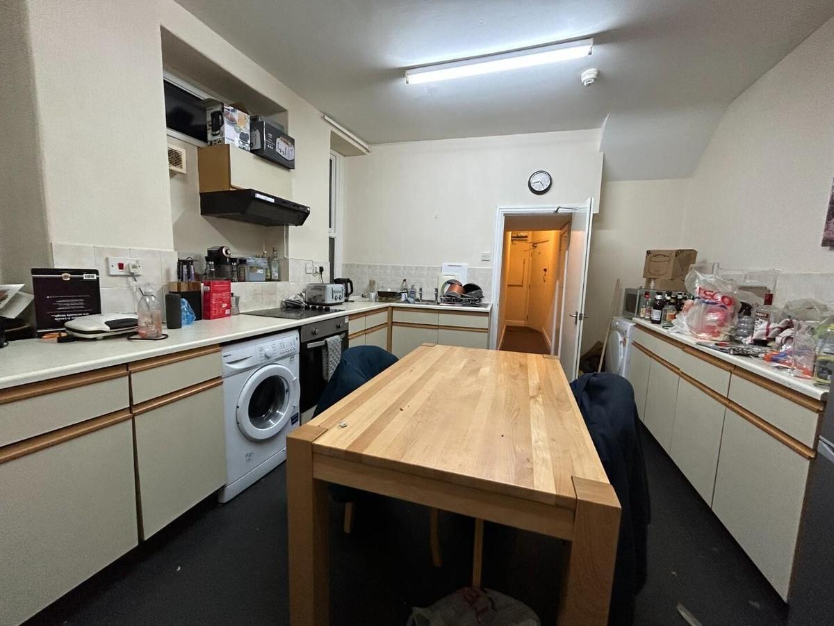 2 bedroom apartment for rent Cliff Terrace, Aberystwyth, SY23 2DN