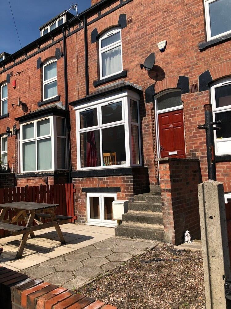 5 bedroom house for rent Royal Park Terrace, Leeds, LS6 1EX UniHomes