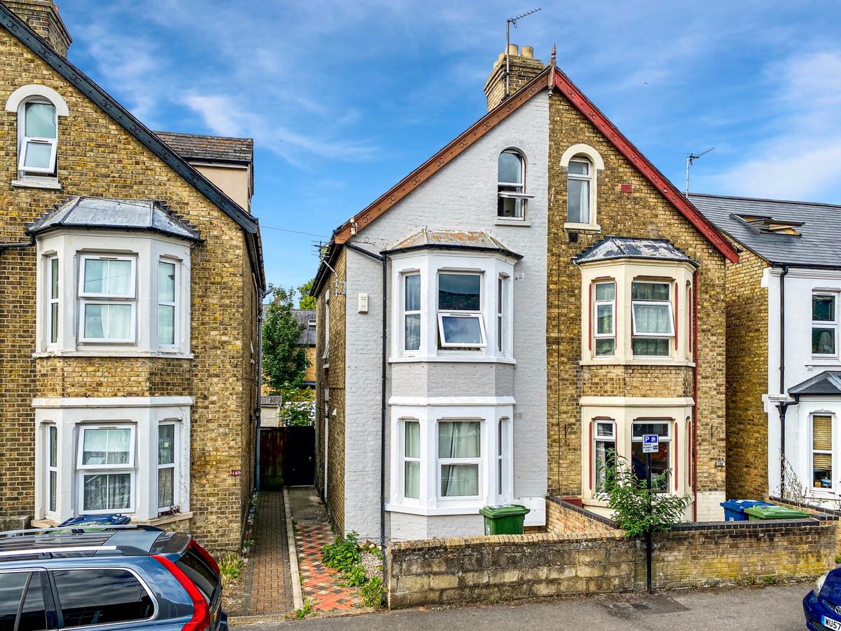 6 bedroom house on Hurst Street, East Oxford, Oxford