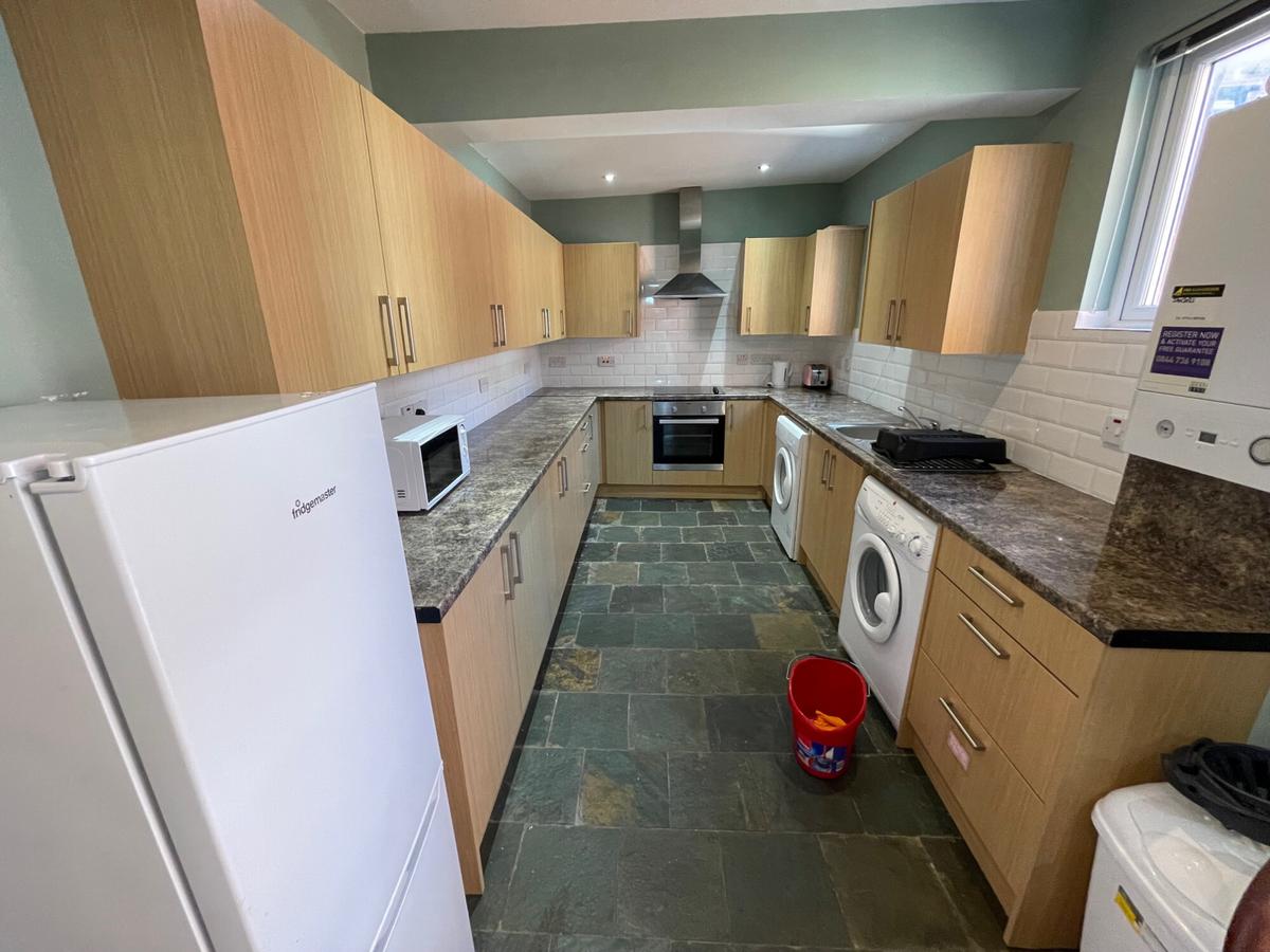 4 bedroom house for rent Blackman Lane, Leeds, LS2 9AP UniHomes