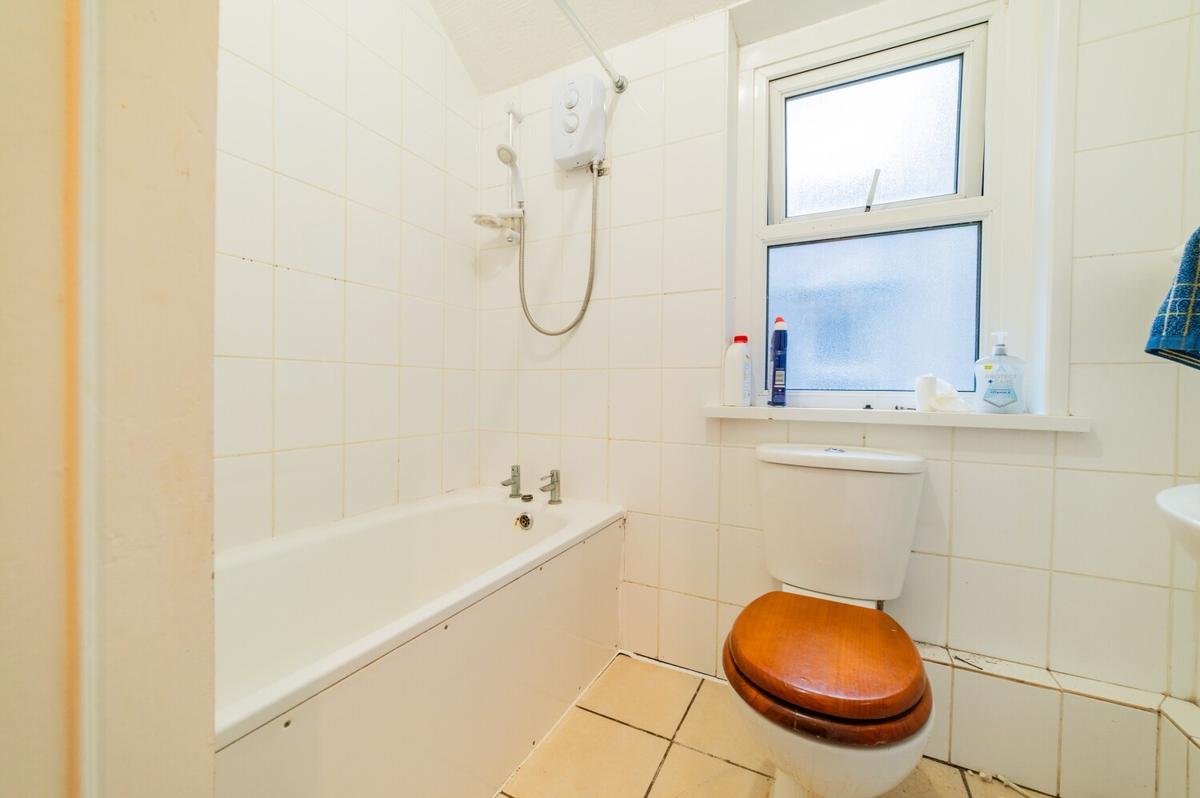 5 bedroom house for rent Lisvane Street, Cardiff, CF24 4LL UniHomes