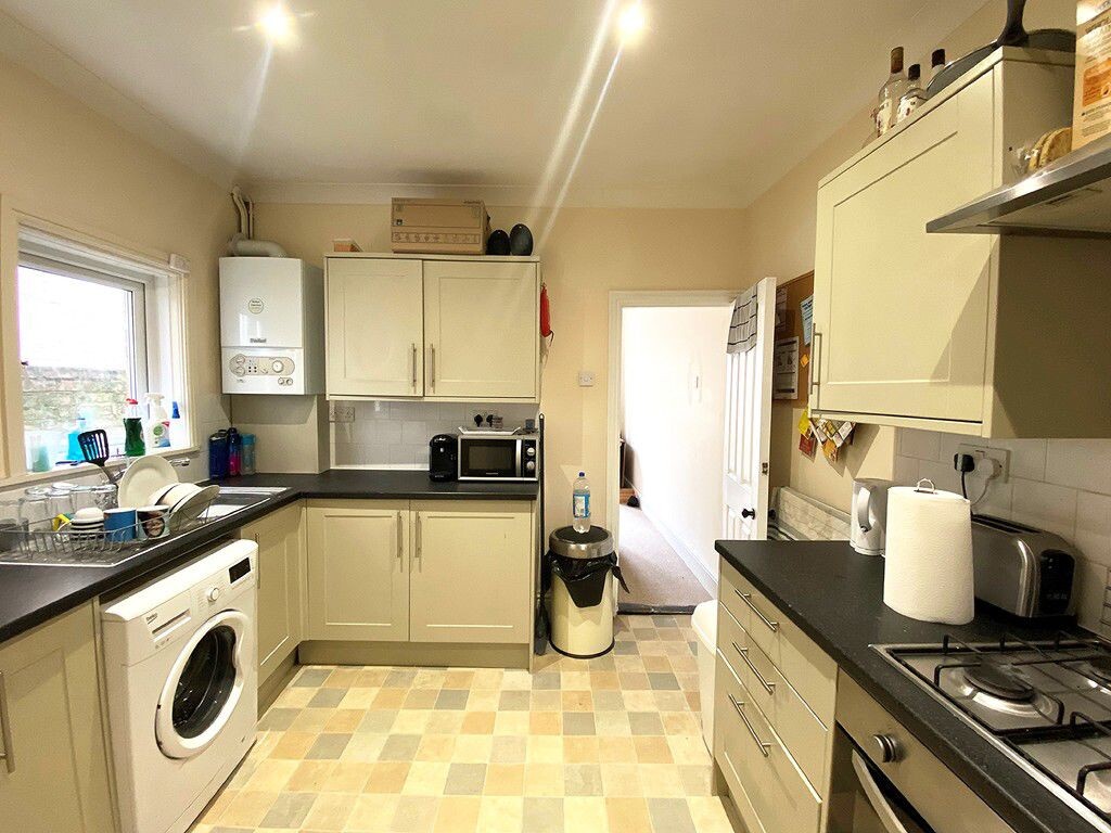 3 bedroom house for rent Walmer Road, Portsmouth, PO1 5AT UniHomes