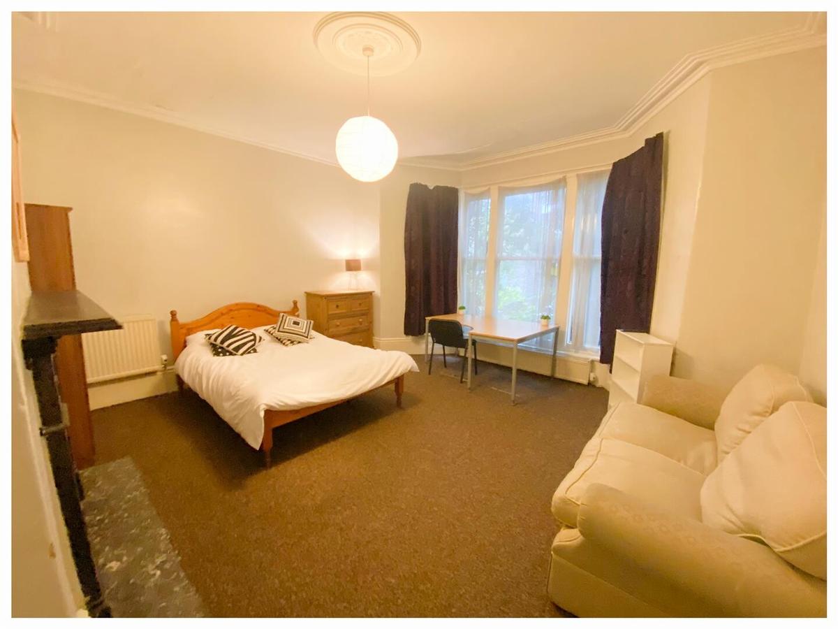 9 bedroom house for rent Elmore Road, Sheffield, S10 1BY UniHomes