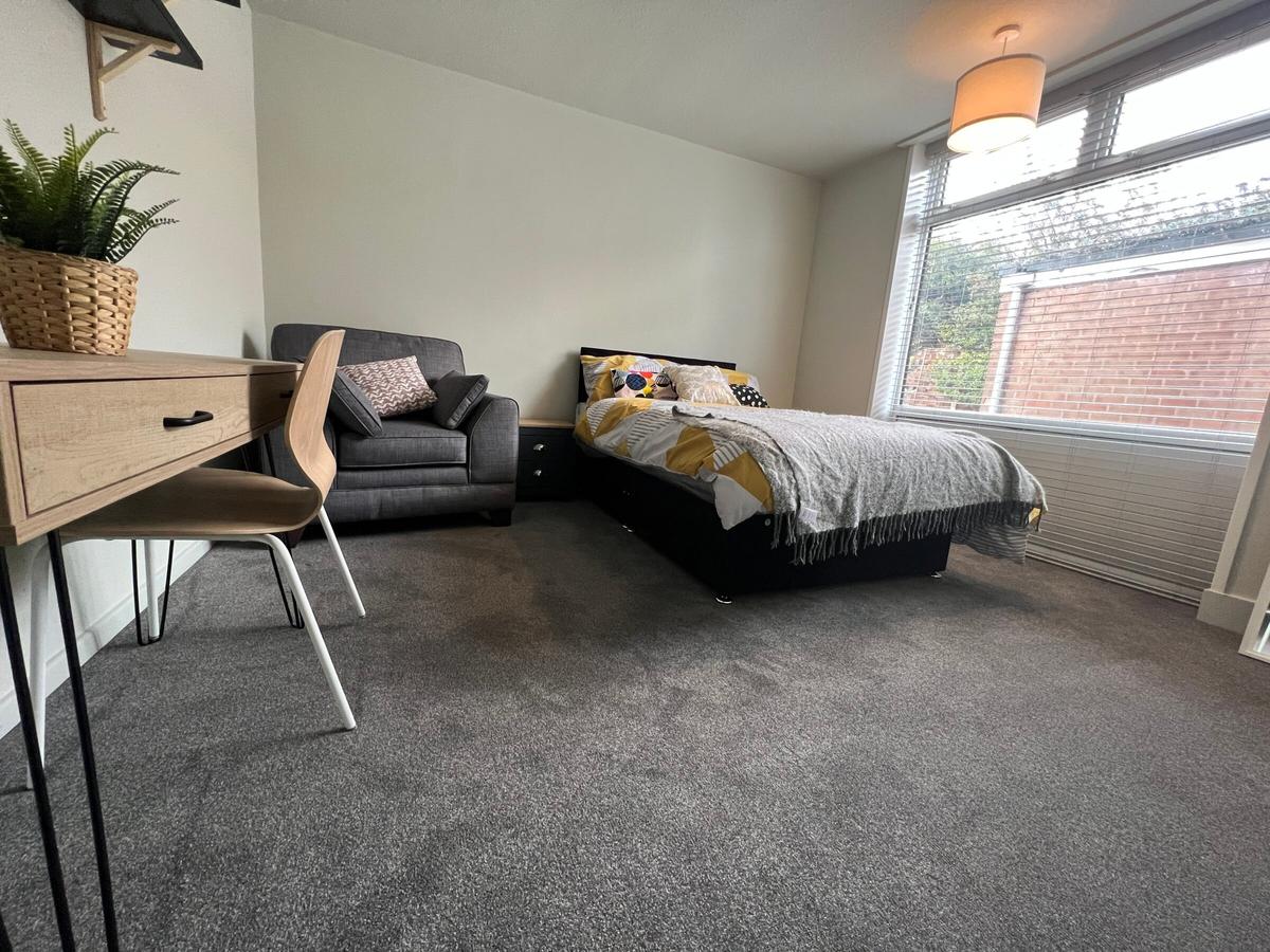 2 bedroom apartment for rent Sycamore Court, Nottingham, NG9 2FT UniHomes