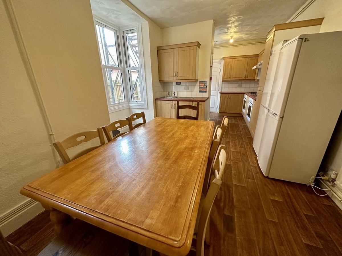 6 bedroom house for rent Upperton Road Leicester, Leicester, LE3 0HE