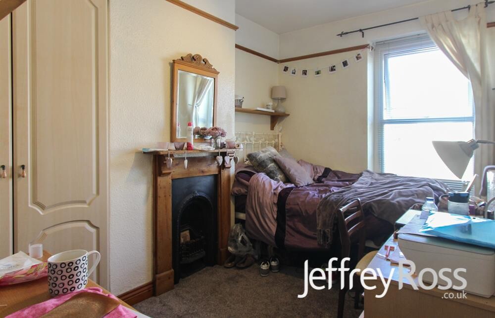 6 bedroom house for rent Flora Street, Cardiff, CF24 4EQ UniHomes