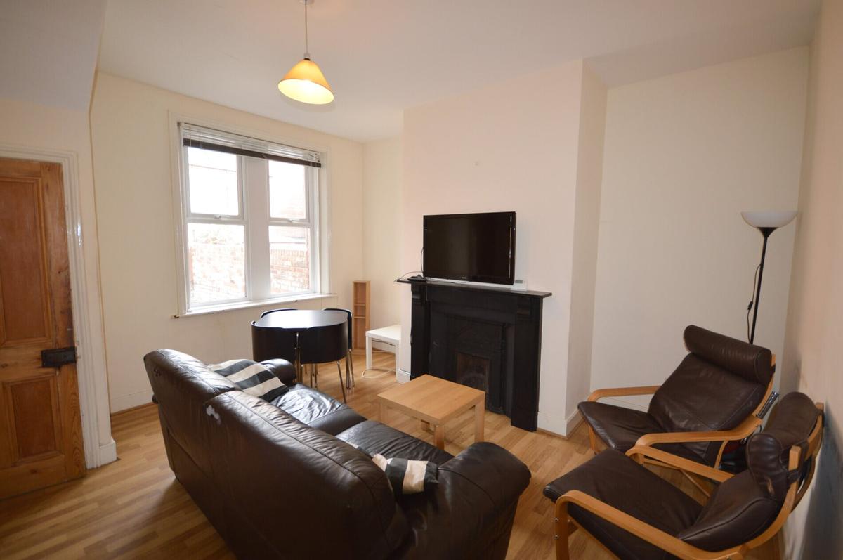 4 bedroom house for rent Ripon Gardens, Newcastle, NE2 1HN UniHomes