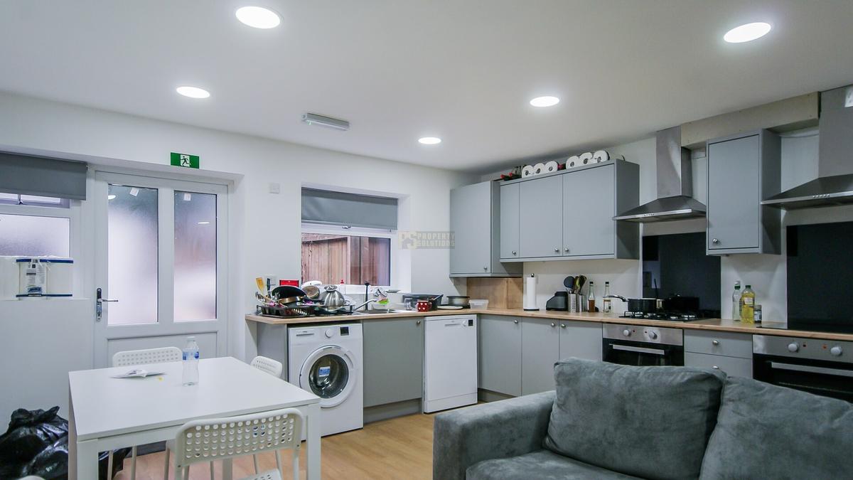 6 bedroom house on Bodmin Grove Nechells, City Centre, Birmingham