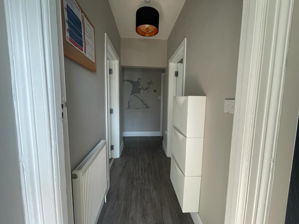 3 bedroom apartment for rent Princes Road, Brighton, BN2 3RH UniHomes