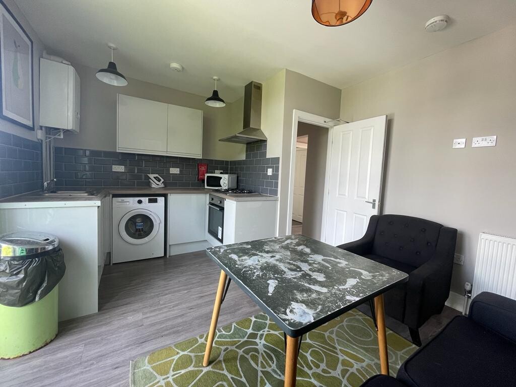 3 bedroom apartment for rent Princes Road, Brighton, BN2 3RH UniHomes