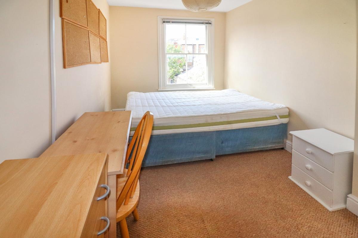 6 bedroom house for rent Denmark Street, Oxford, OX4 1QS UniHomes