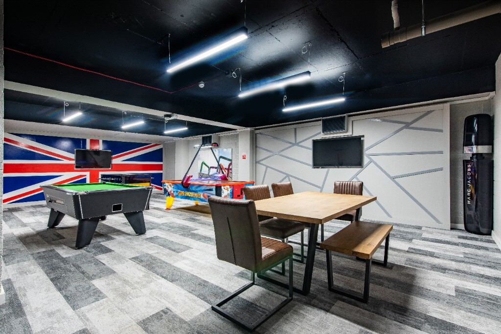 5 bedroom apartment for rent 5 Bed Cluster) Broadgate, Beeston